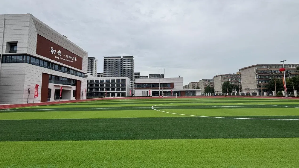 石家庄市某重点九年一贯制学校（新校区）— AAC/ALC条板应用